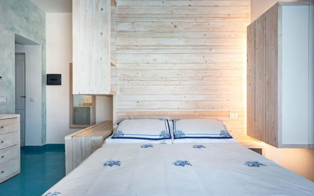 Hotel Eunymos - Trattoria Da Francesco Panarea