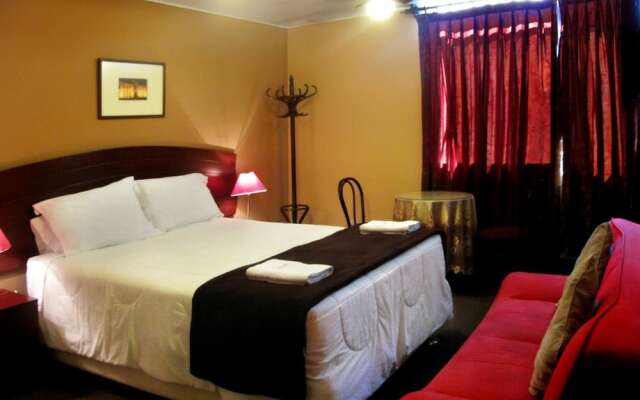 Hotel Solís Dies