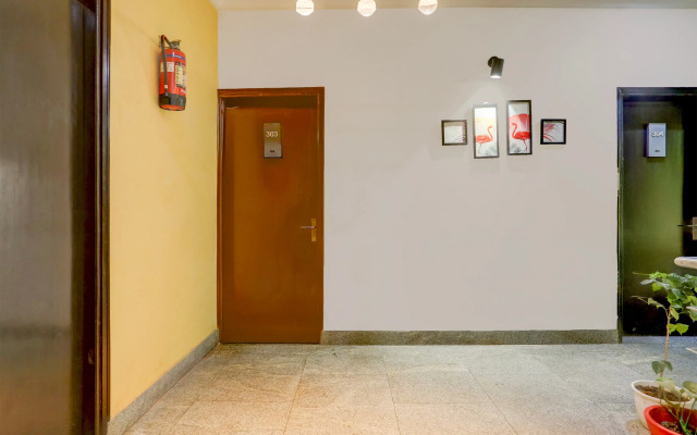 Super Townhouse Sushant Lok Phase 1 Formerly Hotel Neven