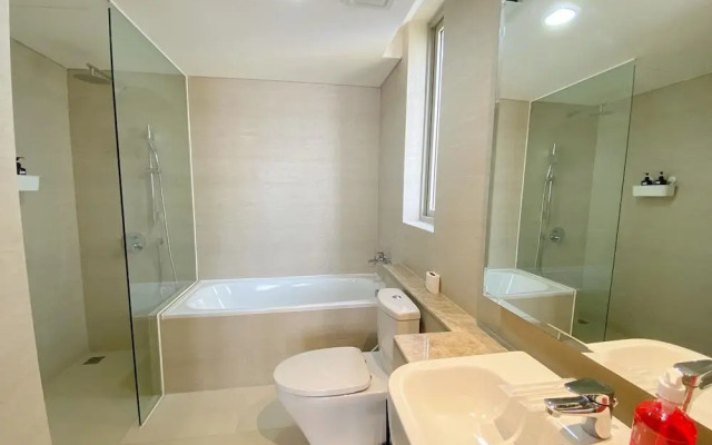 Gold Coast PIK Sea View Apartments by LongeSuites