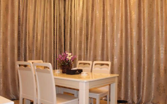 Haiwang Hongya Hot Spring Hotel