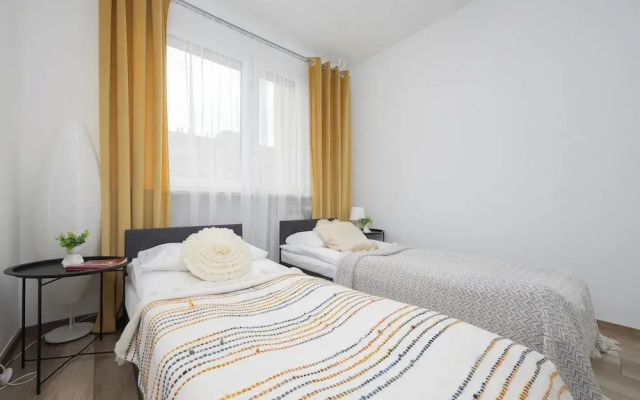 Apartment Near Airport Warsaw by Renters
