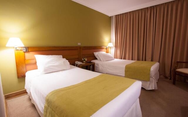 Hotel Almasur Punta Arenas