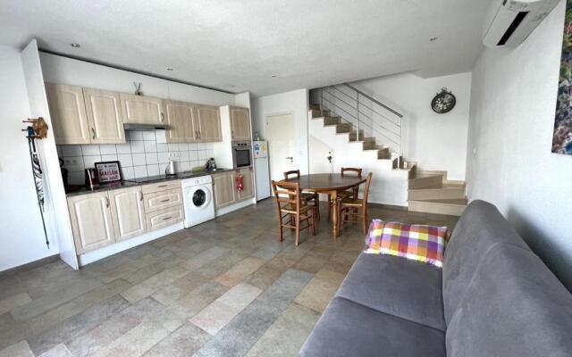 BYBLOS 69A - Casa con piscina comunitaria