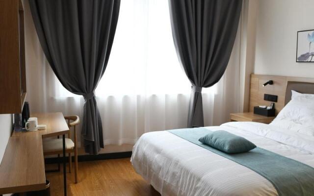 Отель GreenTree Inn Jiangsu Xuzhou City Qinhong Bridge E