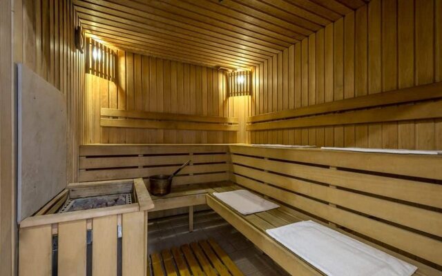 Ratonda Centrum Hotel