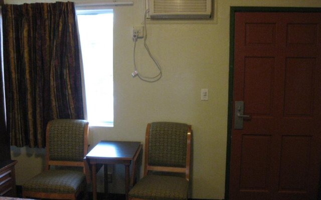 Sunshine Motel