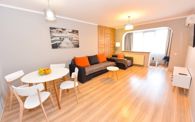 Mistral Apartment - Cismigiu Gardens