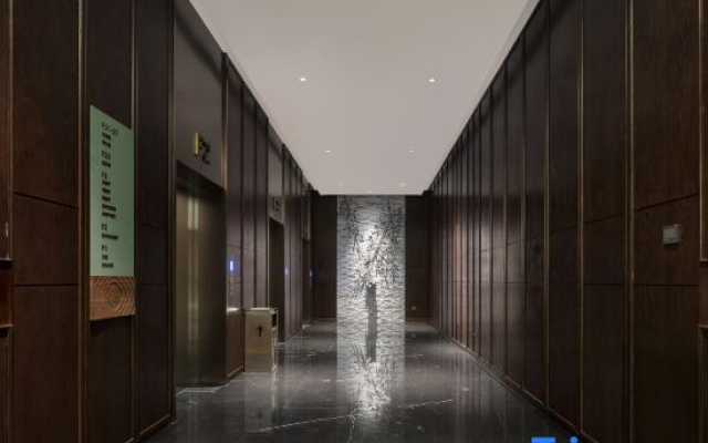 QIANNAHOTEL SPLENDOR（Zhengzhou East Railway Station Longzihu University District）