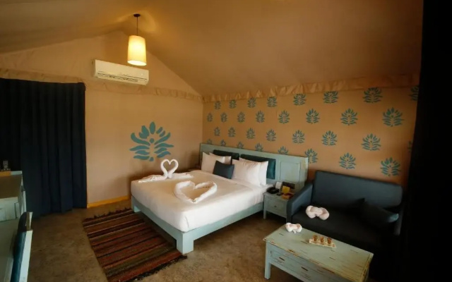 The Fern Seaside Luxurious Tent Resort Diu