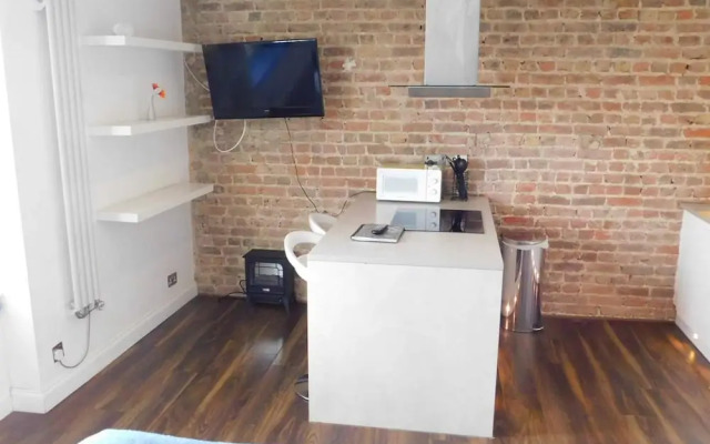 Central Kemptown Brighton Studio Apartment