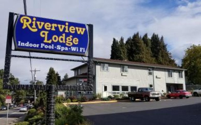 Riverview Lodge