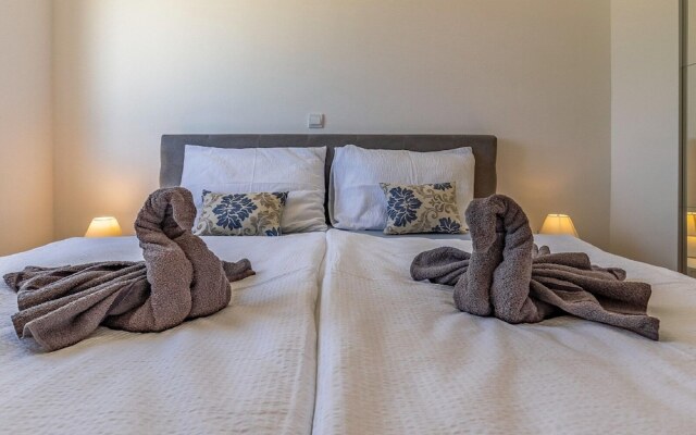 Pretty Apartment in Banjole near Sea Beach & Town Center