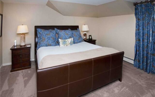 Sunburst Residence 5 Bedrooms 3.5 Bathrooms Home