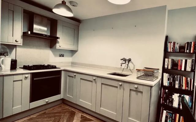 Chic Central London Apart in Soho Mayfair