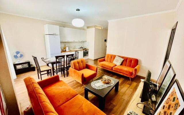 Spacious Holiday Apartment