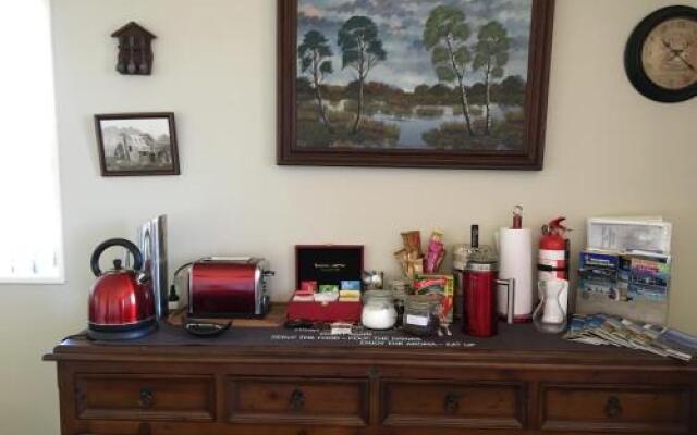 Oma Ell's B&B