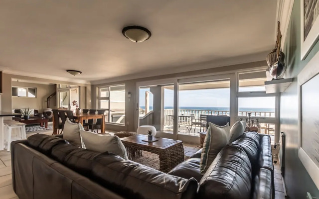 Dutton's Cove Guesthouse