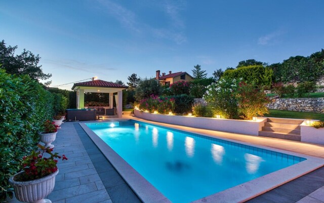 Beautiful Home in Labin With Wifi and 3 Bedrooms