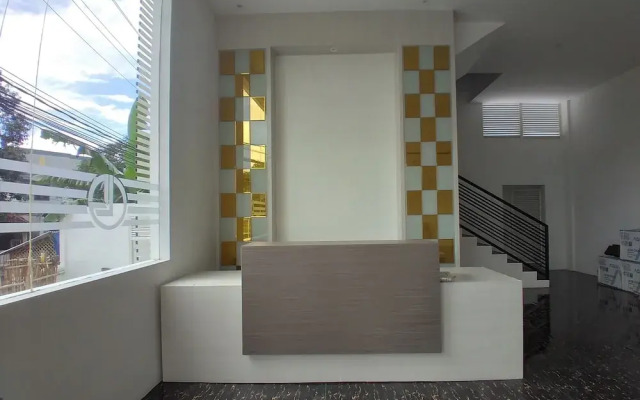 LG Hotel