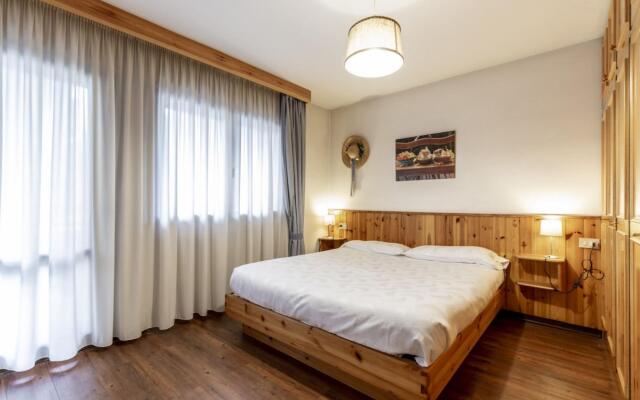 GIROMETTI, two-room apartment. (022036-AT-054584)-400 GIROMETTI