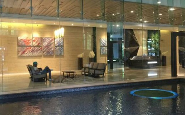 RD Service Suite At M City