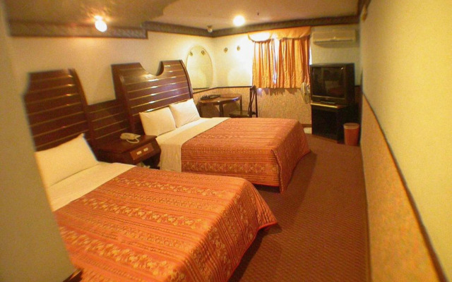 Ti Hwa Hotel