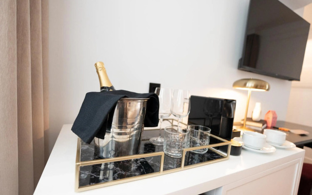 L&H CALLAO SELECTION (Adults only)