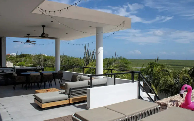 Luxury Villa Incl Pool With Seaview Near Beaches