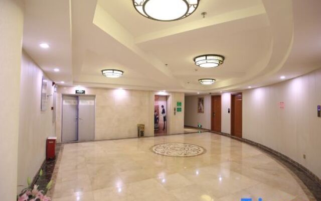 Yeste Yestour Hotel (Jieyang Qishan Forest Park)