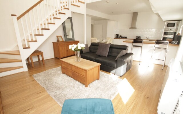 Coppinger Row Luxury Apartment