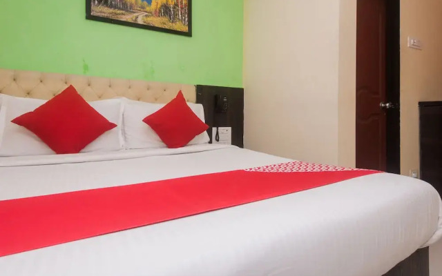 OYO 22523 Airways Inn Residency