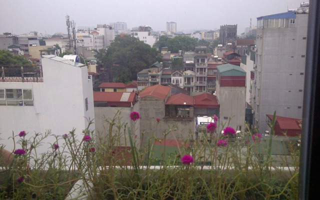 Golden Legend Boutique Hotel