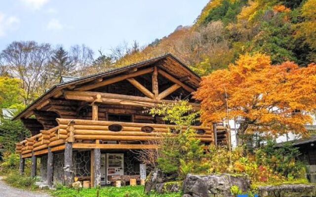 Hatcho no Yu Hot Spring Ryokan