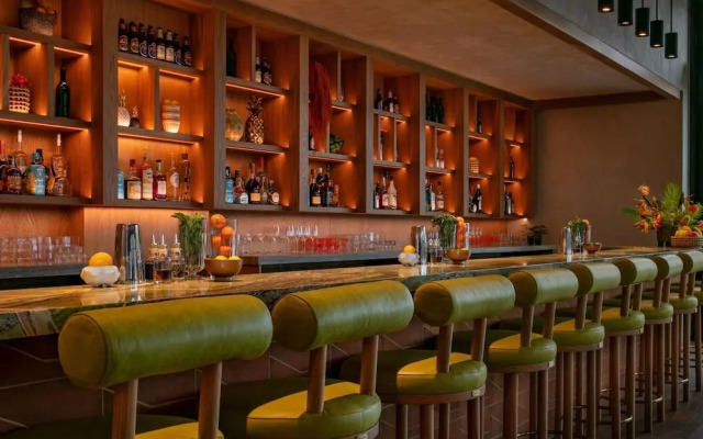 Moxy Brooklyn Williamsburg