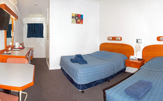 Rest Point Motor Inn