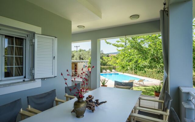 Villa Nefeli with Private Pool by Konnect