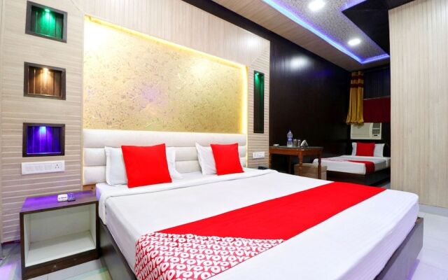 OYO 41743 Hotel Silver
