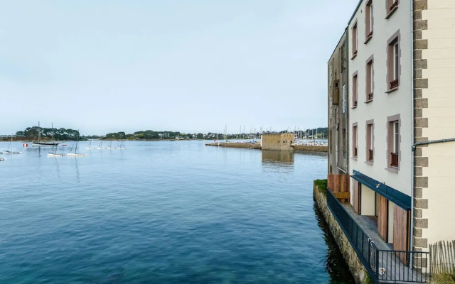 Luxury Apartment With Magnificent sea View