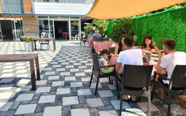 Hotel Simsek