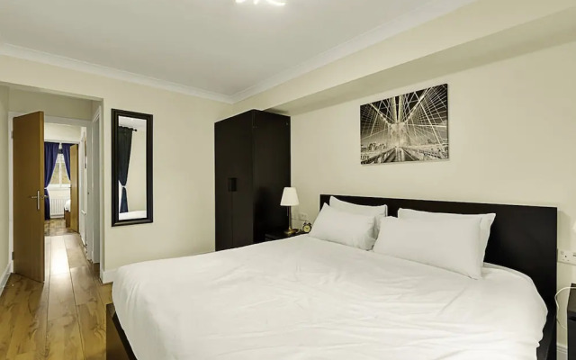 Charming Centrally Located Wimbledon Flat