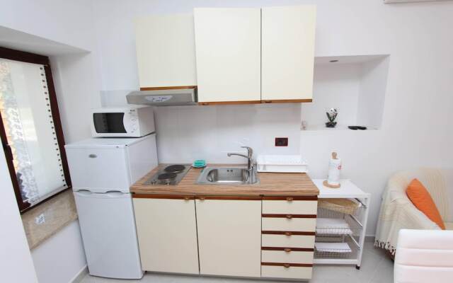 Luna Apartments