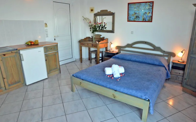 Filoxenia Beach Apartments