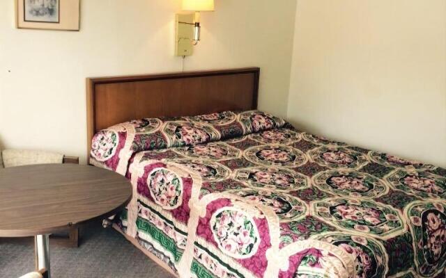 Town N Country Motor Inn