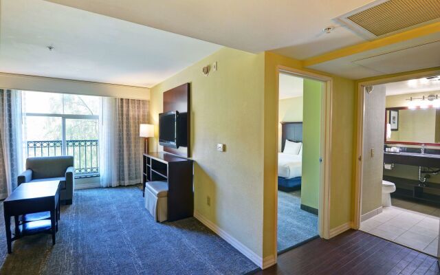 Embassy Suites by Hilton Valencia