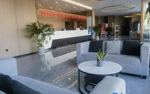 Yuehao Hotel (Ningguo High-Speed Railway Station)
