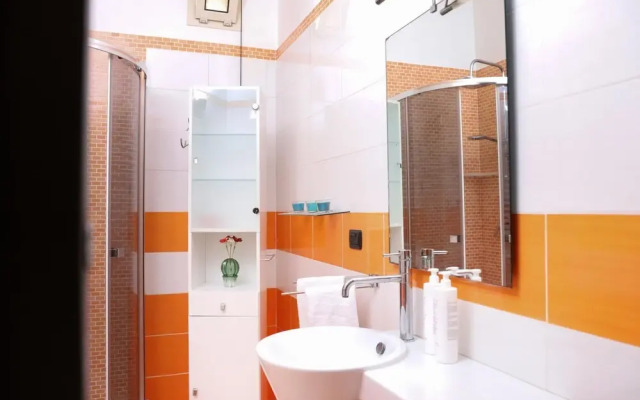 Metro Solfatara Apartment by Wonderful Italy