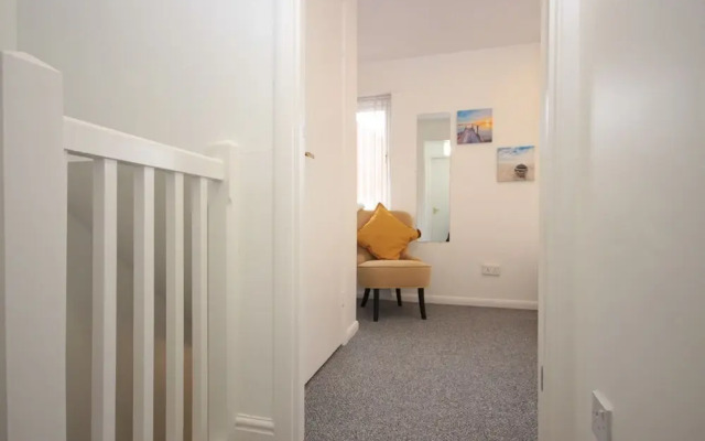 HU1 Marina Hub (sleeps 4)