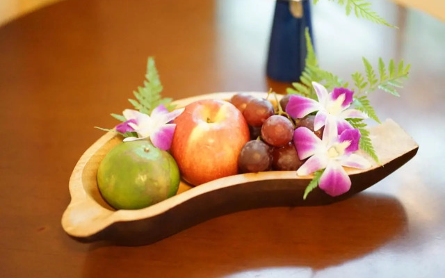 The Country Lake View Hotel