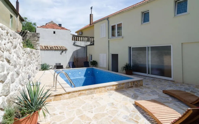 Authentic Villa With Private Pool,hot Tub,covered Terraces,panoramic View, Wi-fi